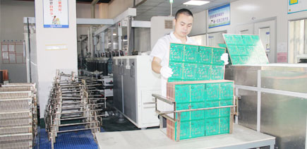 锦宏电路防焊磨板机,电路板生产车间,锦宏电路专业生产pcb pcb防焊磨板机,线路板生产车间